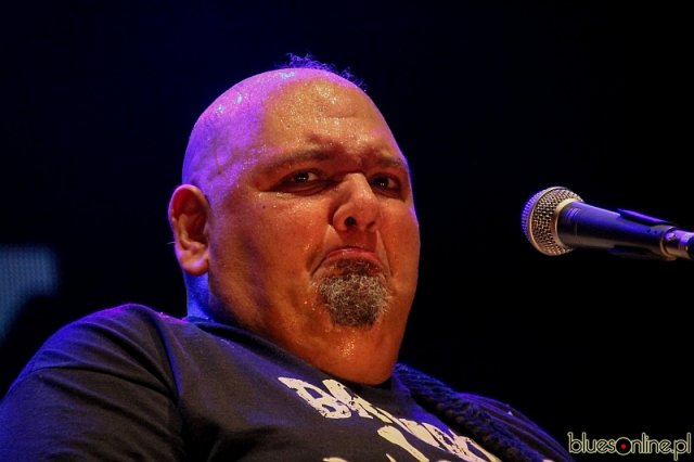 Popa Chubby at Jimiway 2012 (14)